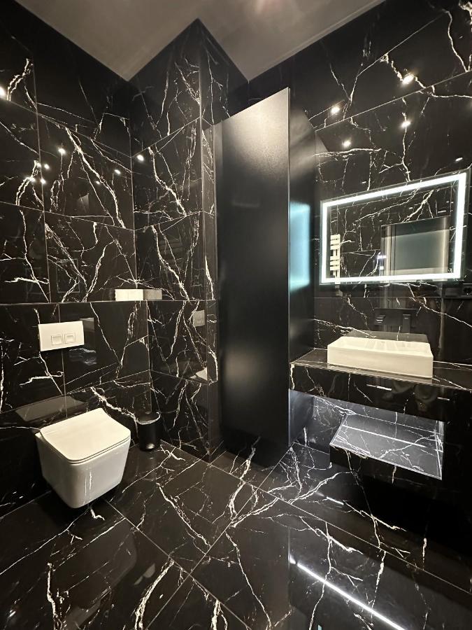 V21 Luxury Apartments Boedapest Buitenkant foto