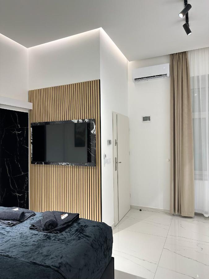 V21 Luxury Apartments Boedapest Buitenkant foto