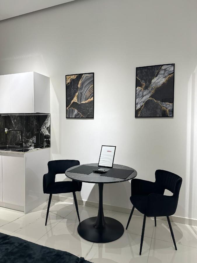 V21 Luxury Apartments Boedapest Buitenkant foto